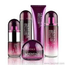 優質唇彩、口紅、唇蜜廠家貨源直供，一站式化妝品批發解決方案